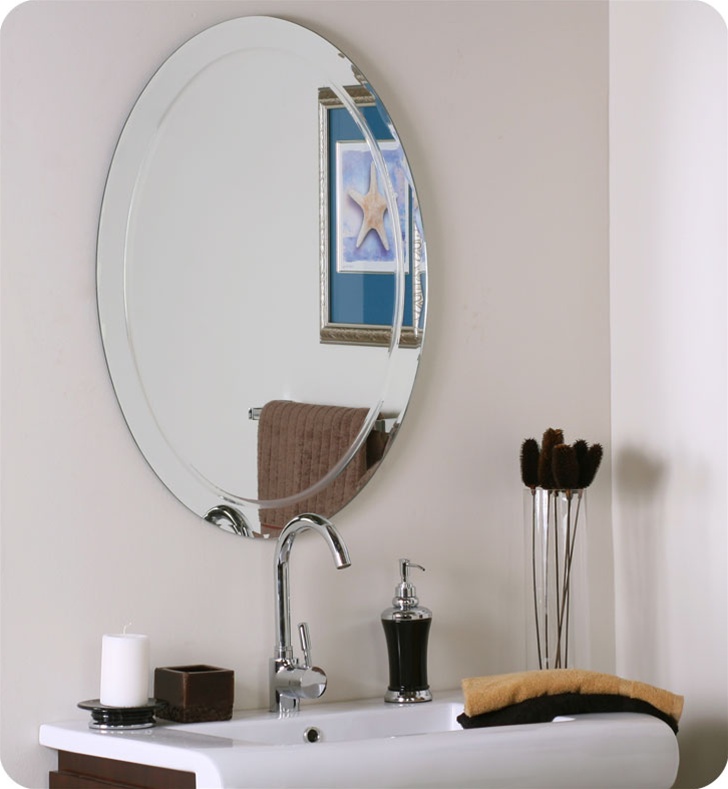 Decor Wonderland Frameless Oval Wall Mirror, SSM1033