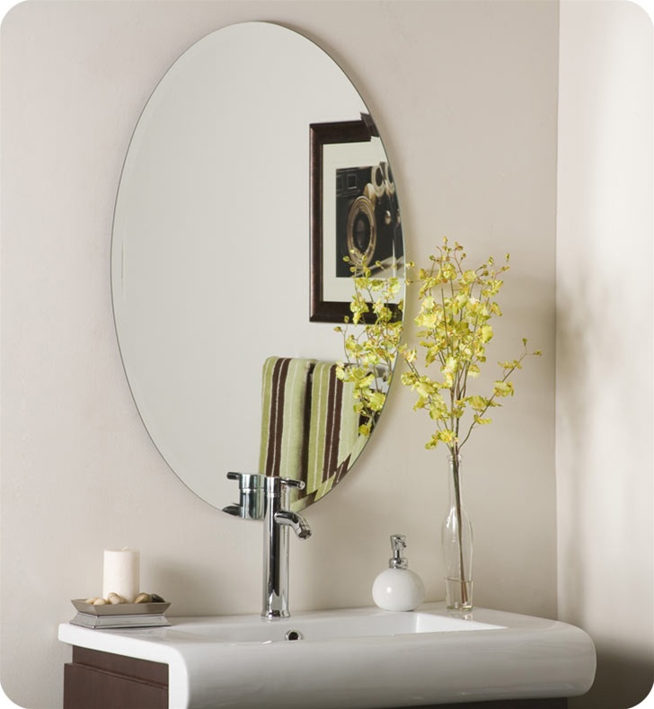 Decor Wonderland Flawless Frameless Oval Bevel Mirror, SSM202