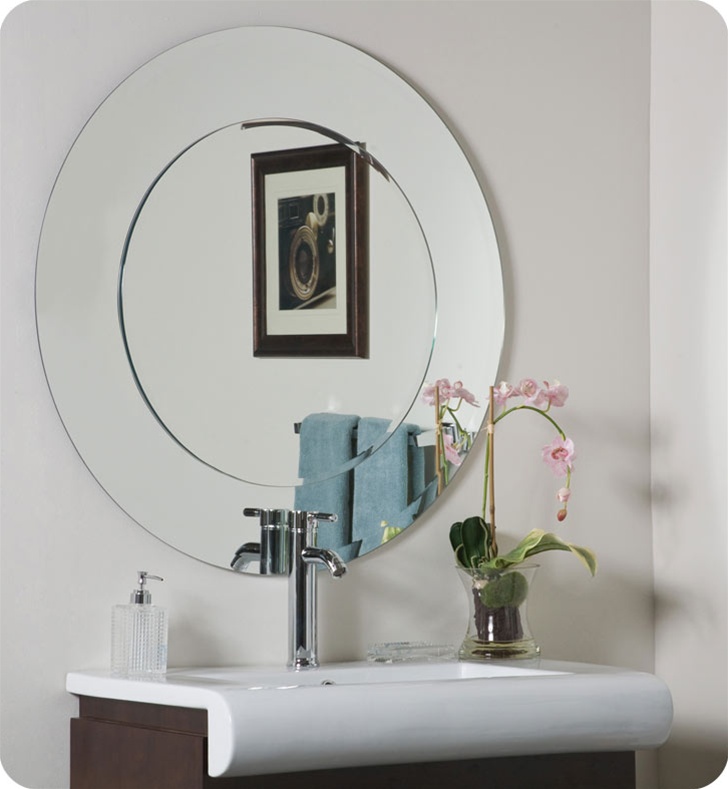 Decor Wonderland Oriana Modern Round Wall Mirror, SSM501